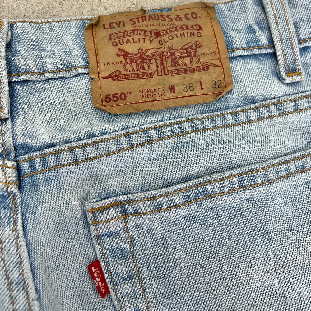 Vintage 90s 550 Levi’s Jeans Relaxed Fit Tapered Leg - Size 34 x 31‎